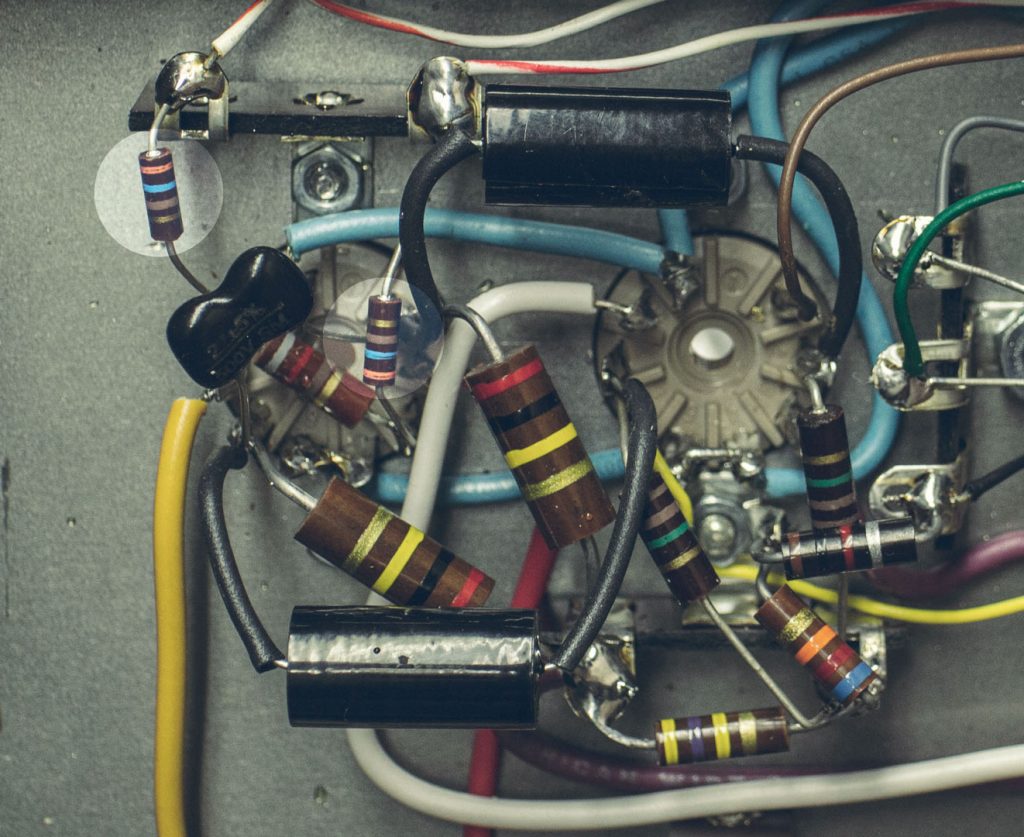 resistors-analog-studio-gear-analogvibes